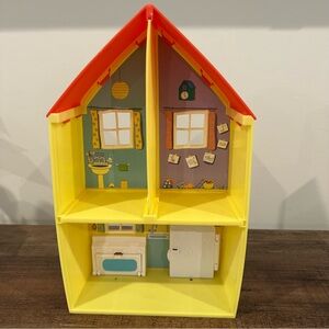 Peppa Pig Peppa's Adventures Family House. House ONLY 2021